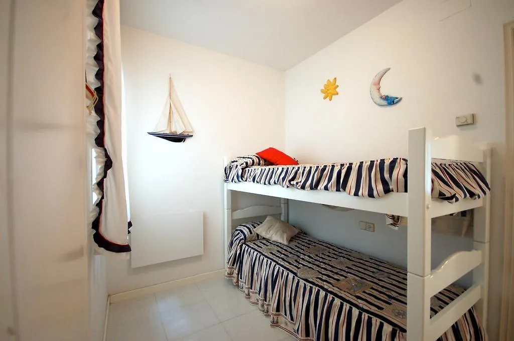 Lets Holidays Beach Apartment 2Rooms Tossa Tossa de Mar 0*,  Hiszpania